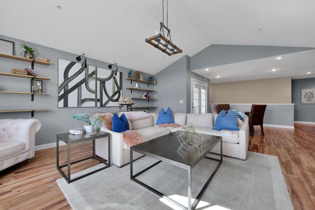 3963 Dinon Drive, Columbus, OH 43221