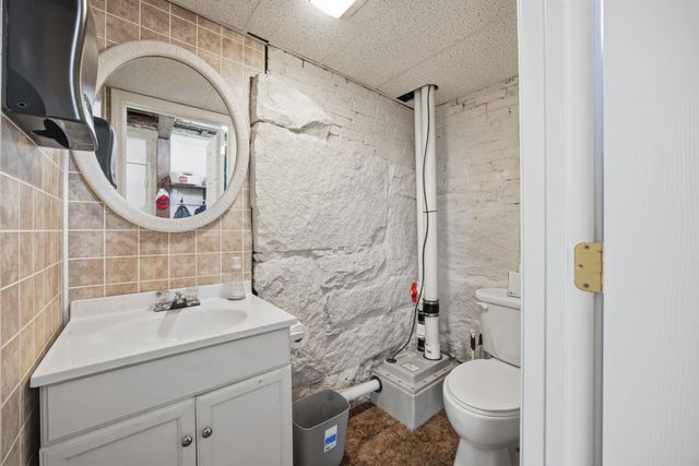 285 Pleasant Street, Concord, NH 03301