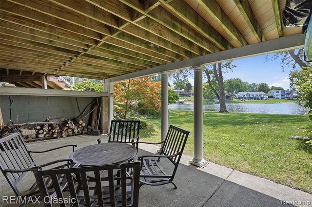 3500 Raftwood Drive, Commerce Twp, MI 48382