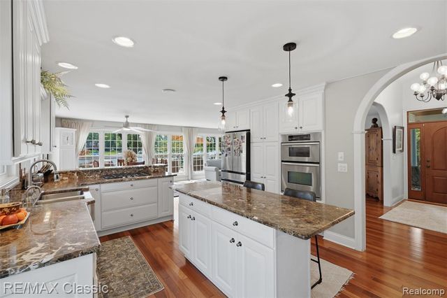 3500 Raftwood Drive, Commerce Twp, MI 48382