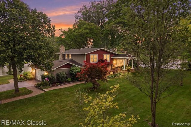 3500 Raftwood Drive, Commerce Twp, MI 48382