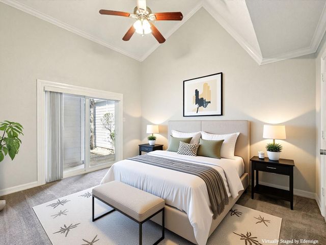 64 Hideaway Drive, Friendswood, TX 77546