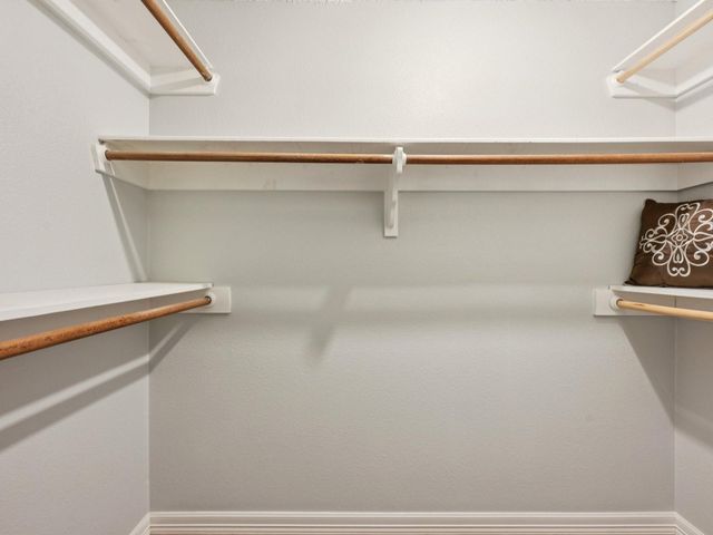 64 Hideaway Drive, Friendswood, TX 77546