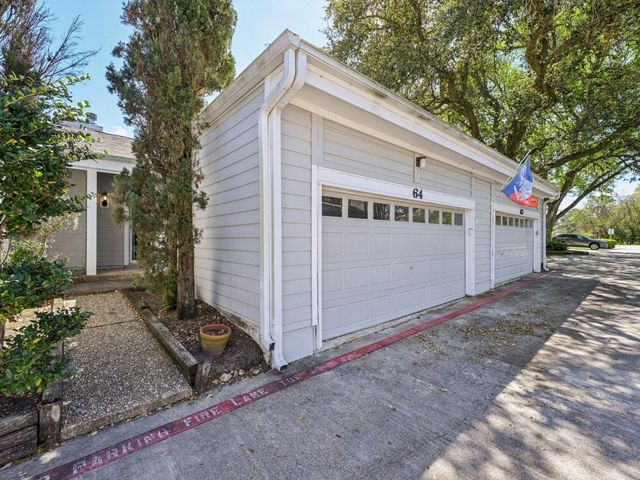 64 Hideaway Drive, Friendswood, TX 77546