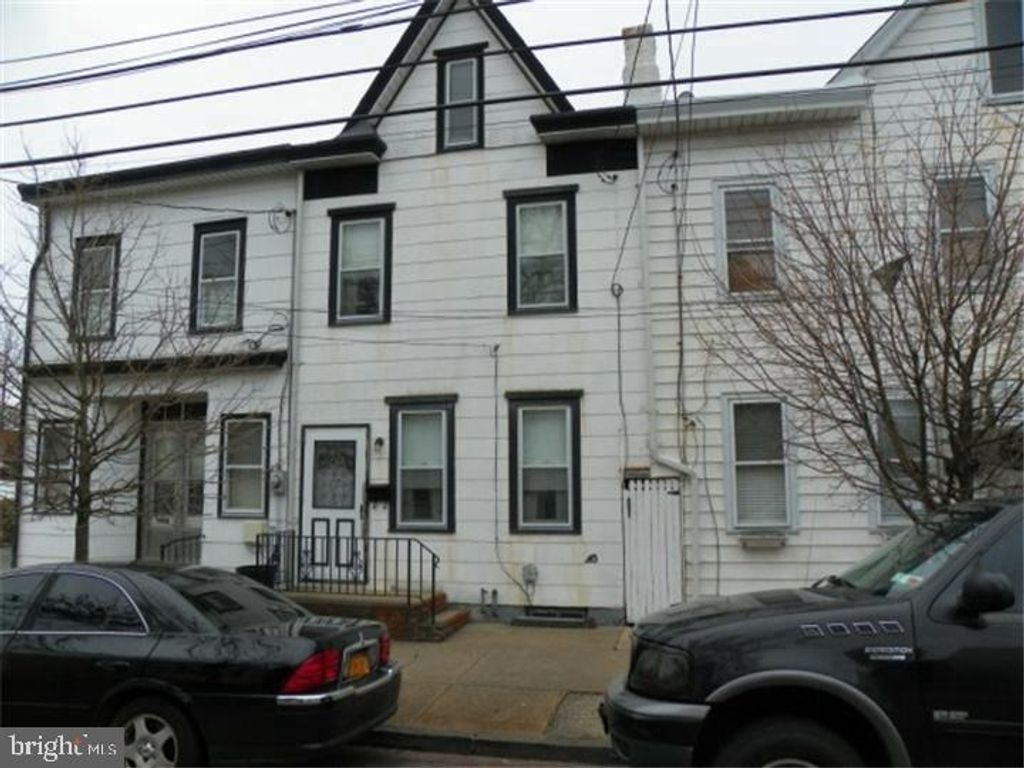 233 CUMMINGS AVE, Trenton, NJ 08611