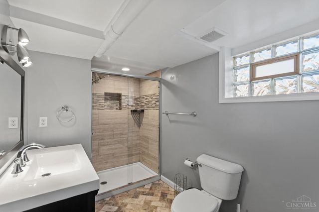 8028 Beech Avenue, Deer Park, OH 45236