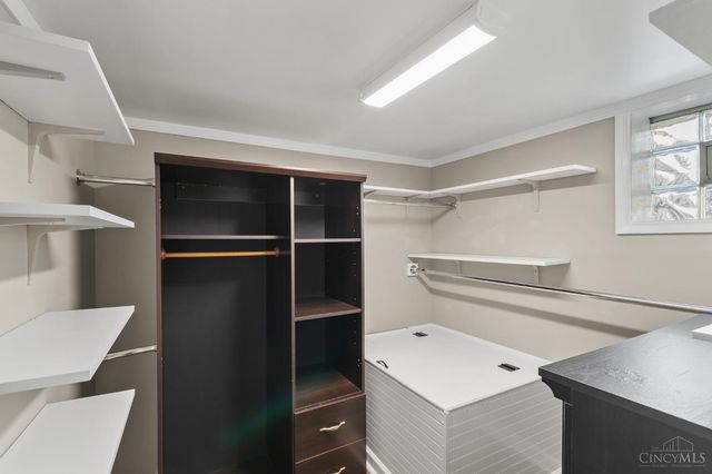 8028 Beech Avenue, Deer Park, OH 45236