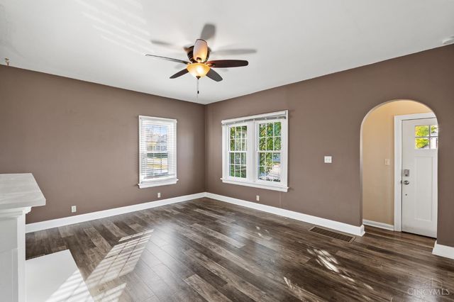 8028 Beech Avenue, Deer Park, OH 45236