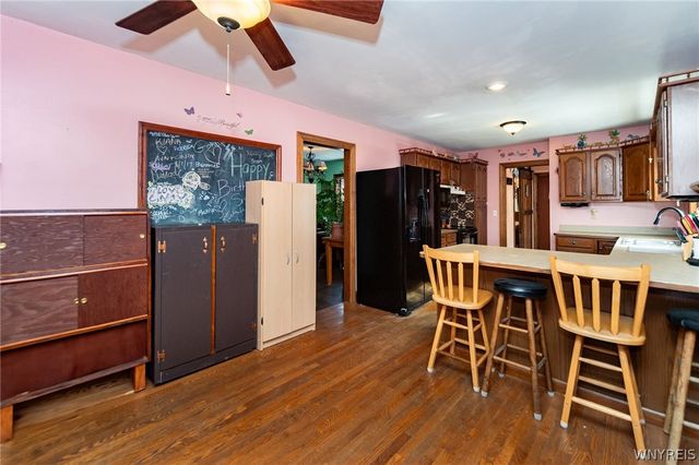 9244 Robbins Road, Leroy, NY 14482