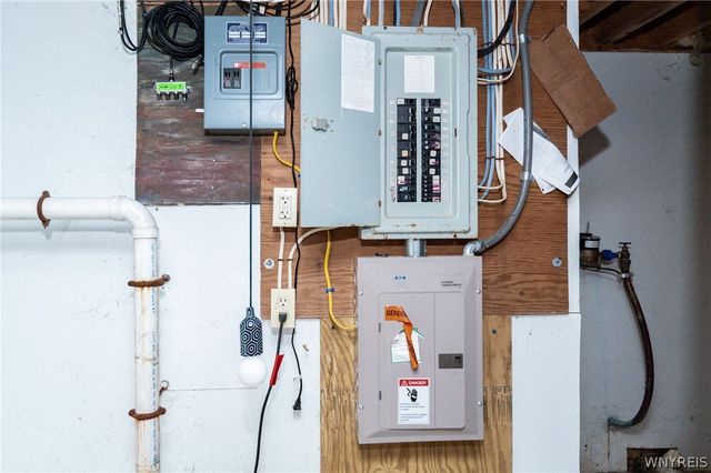 9244 Robbins Road, Leroy, NY 14482