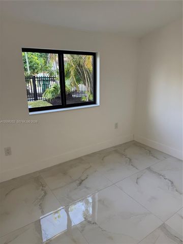 1151 NW 112th St, Miami, FL 33168