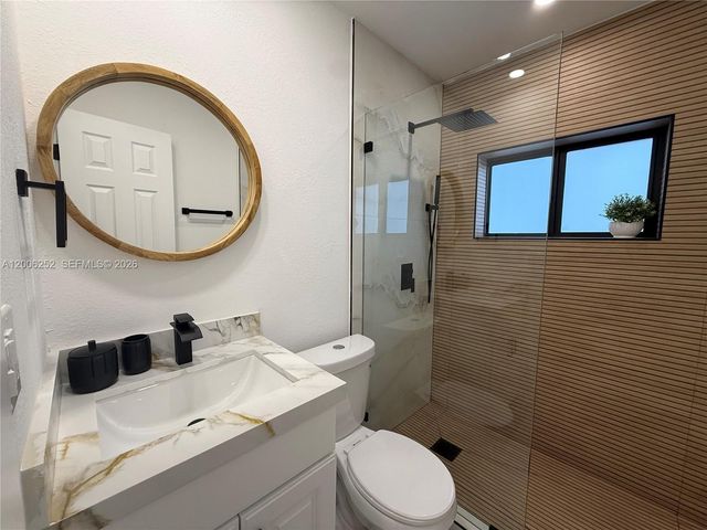 1151 NW 112th St, Miami, FL 33168