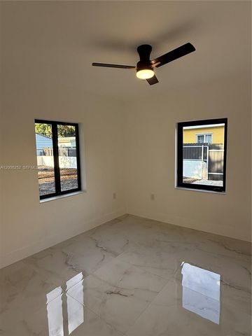 1151 NW 112th St, Miami, FL 33168