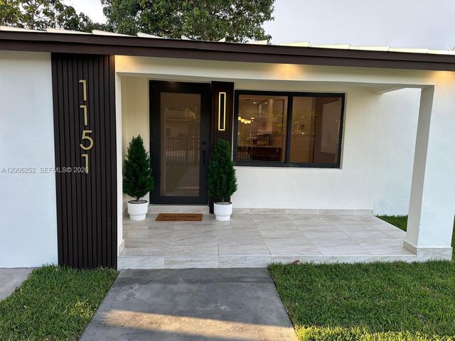 1151 NW 112th St, Miami, FL 33168