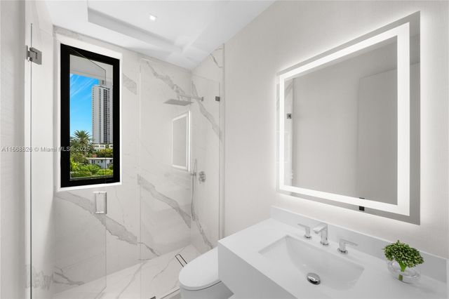 262 189th Ter, Sunny Isles Beach, FL 33160