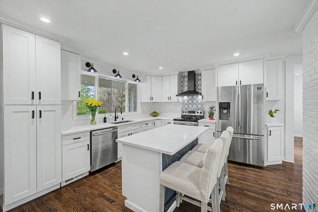 30 Archer Lane, Stamford, CT 06905