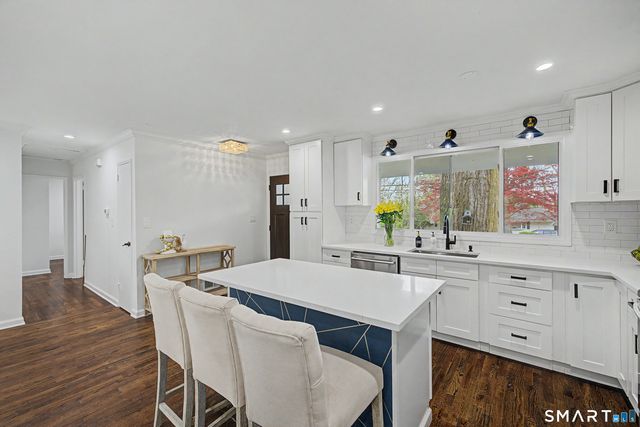 30 Archer Lane, Stamford, CT 06905