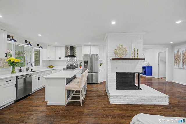 30 Archer Lane, Stamford, CT 06905