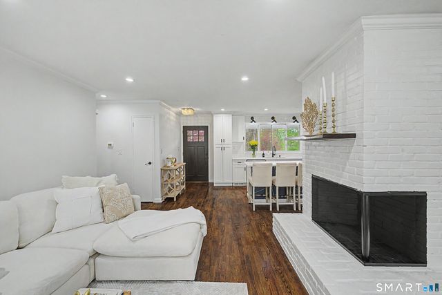 30 Archer Lane, Stamford, CT 06905