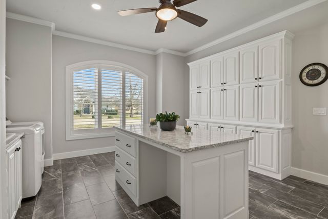 602 Greenhill Park Avenue, Mt Pleasant, TX 75455