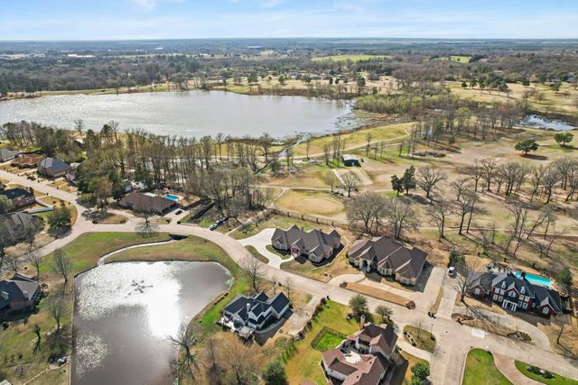 602 Greenhill Park Avenue, Mt Pleasant, TX 75455