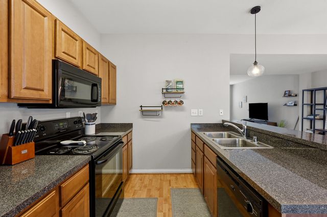 1145 Appian Crossing Way 102, Lexington, KY 40517