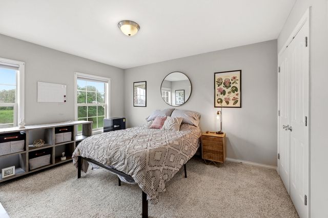 1145 Appian Crossing Way 102, Lexington, KY 40517