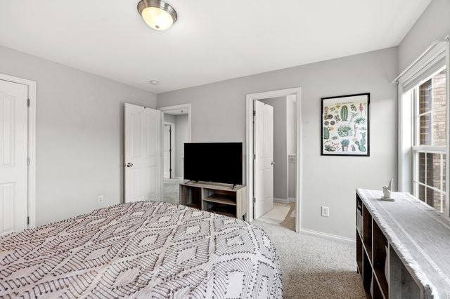 1145 Appian Crossing Way 102, Lexington, KY 40517
