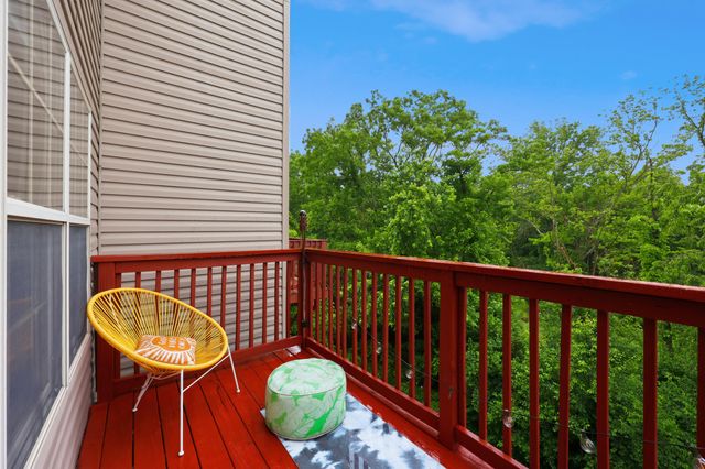 1145 Appian Crossing Way 102, Lexington, KY 40517