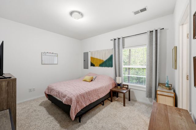 1145 Appian Crossing Way 102, Lexington, KY 40517
