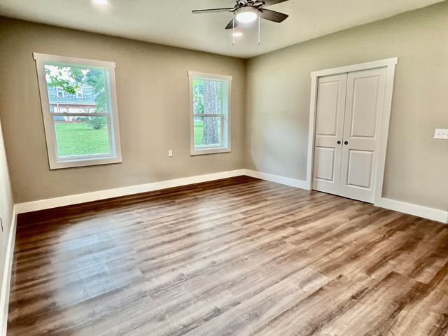 16 N 1St Street, Defuniak Springs, FL 32433