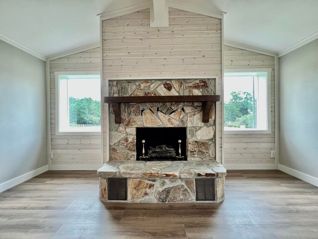 16 N 1St Street, Defuniak Springs, FL 32433