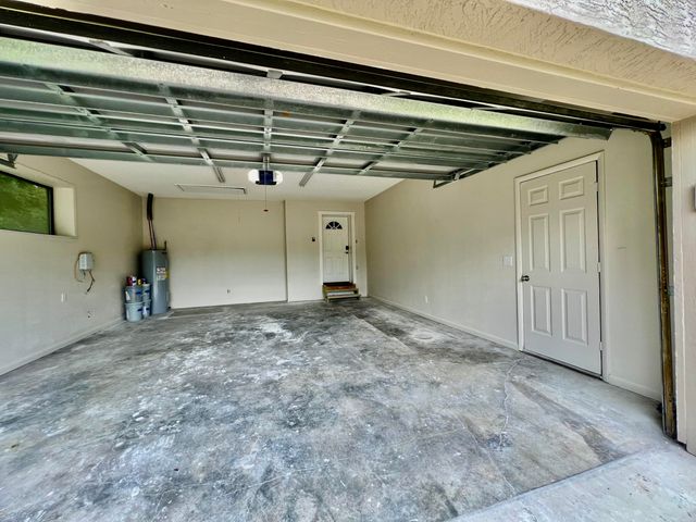 16 N 1St Street, Defuniak Springs, FL 32433