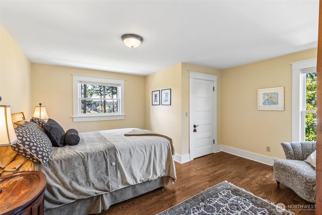 1923 Water Street SW, Olympia, WA 98501