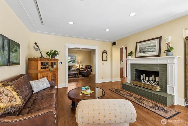 1923 Water Street SW, Olympia, WA 98501