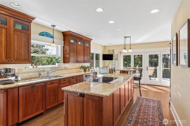 1923 Water Street SW, Olympia, WA 98501