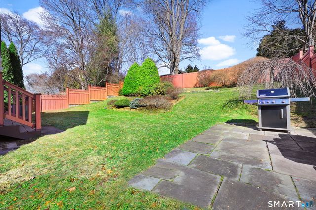 11 Ludlow Manor, Norwalk, CT 06855