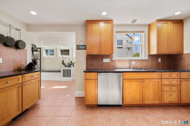 11 Ludlow Manor, Norwalk, CT 06855