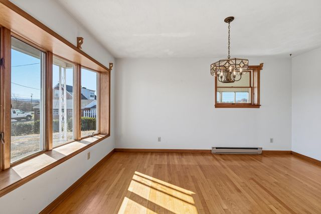 8241 NORTH VALLEY PIKE, Harrisonburg, VA 22802