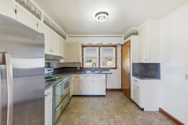 8241 NORTH VALLEY PIKE, Harrisonburg, VA 22802