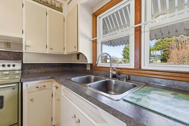 8241 NORTH VALLEY PIKE, Harrisonburg, VA 22802