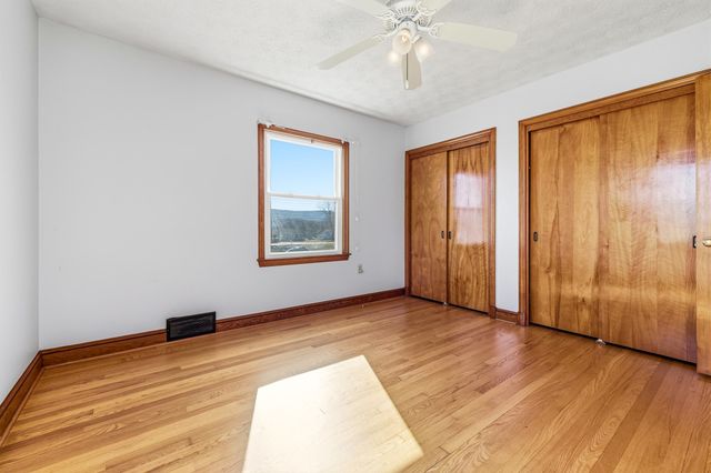 8241 NORTH VALLEY PIKE, Harrisonburg, VA 22802