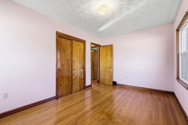 8241 NORTH VALLEY PIKE, Harrisonburg, VA 22802