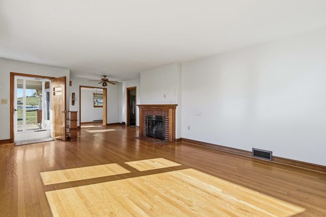 8241 NORTH VALLEY PIKE, Harrisonburg, VA 22802