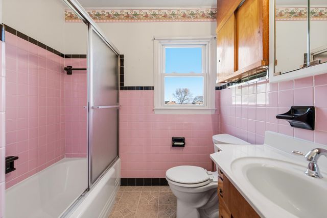 8241 NORTH VALLEY PIKE, Harrisonburg, VA 22802