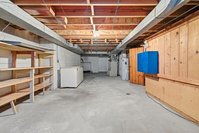 8241 NORTH VALLEY PIKE, Harrisonburg, VA 22802