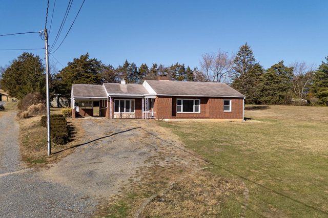 8241 NORTH VALLEY PIKE, Harrisonburg, VA 22802