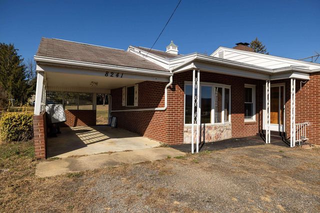 8241 NORTH VALLEY PIKE, Harrisonburg, VA 22802