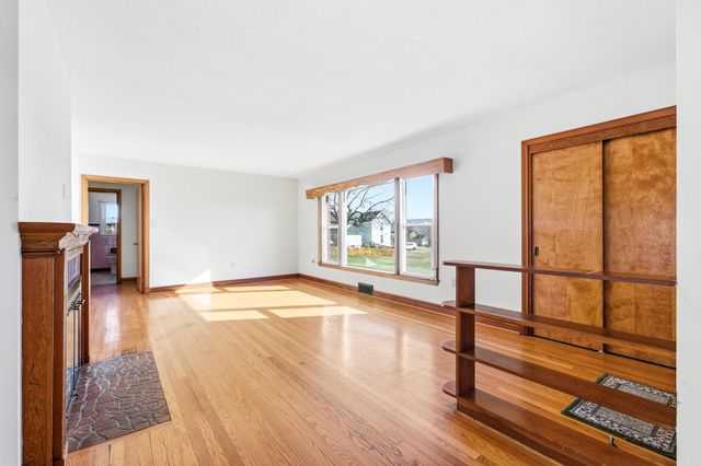 8241 NORTH VALLEY PIKE, Harrisonburg, VA 22802