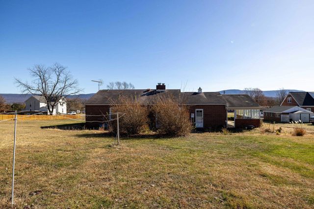 8241 NORTH VALLEY PIKE, Harrisonburg, VA 22802